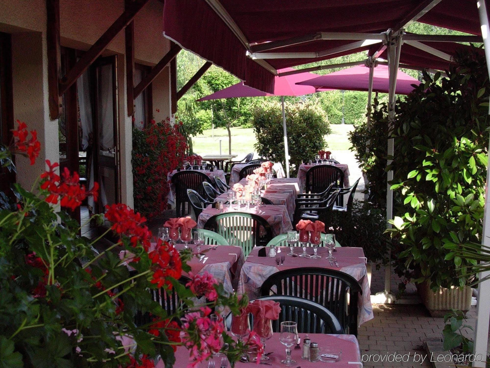 Brit Hotel Agen - L'Aquitaine Le Passage  Екстериор снимка